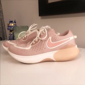 (6.5) Nike Women's Joyride Dual Run Running Shoes